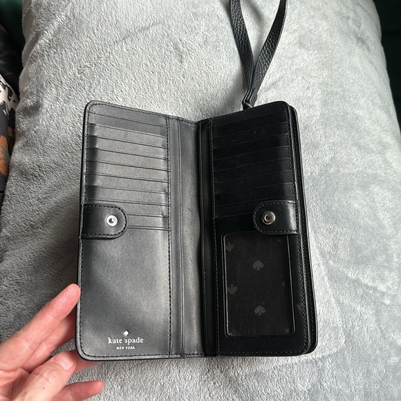 Kate Spade wallet - Picture 2 of 3